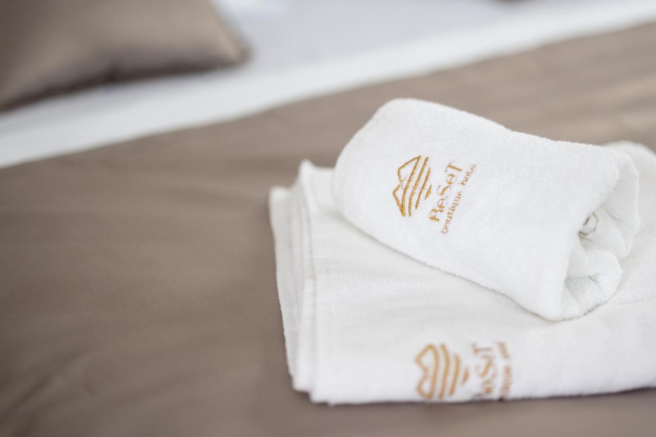 Reset Hotel